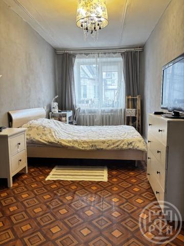 Тихвин г., 3-й мкр., д 29