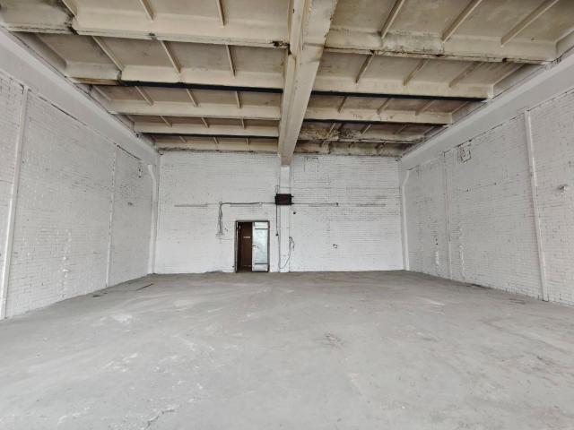 Коммуны ул., 67А