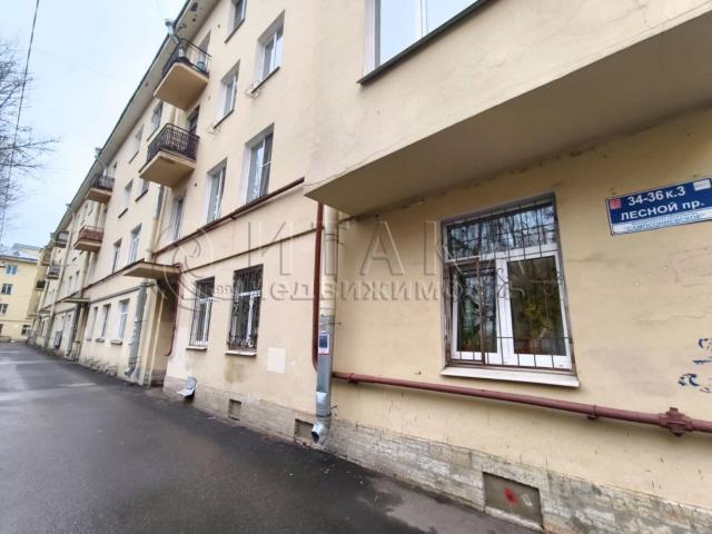 п. Петро-Славянка, пр-кт. Лесной, 34-36к3