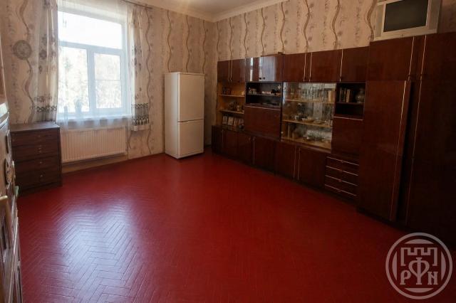 Кронштадт г., Пролетарская ул., д 18