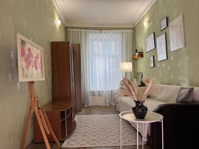 Профессора Попова ул., 32