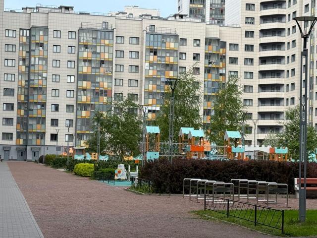Среднерогатская ул., 13к1