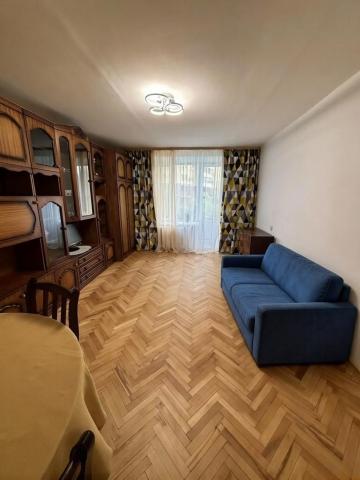 Лени Голикова ул., 27к6