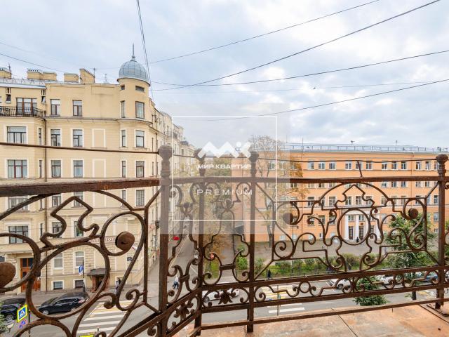 Фурштатская ул., 42
