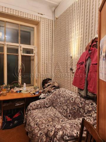 пл. Белинского, 13