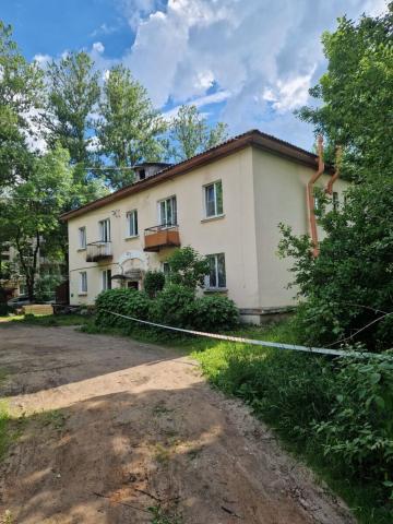 Ленинградская область, Сиверский пос., Липовая аллея ул., 8