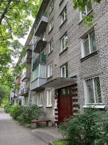 Дрезденская ул., 22