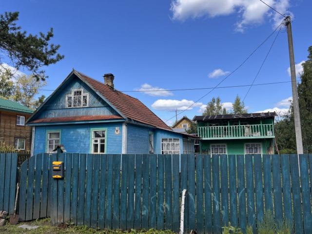 Луга г., Волдайский пер., д 13