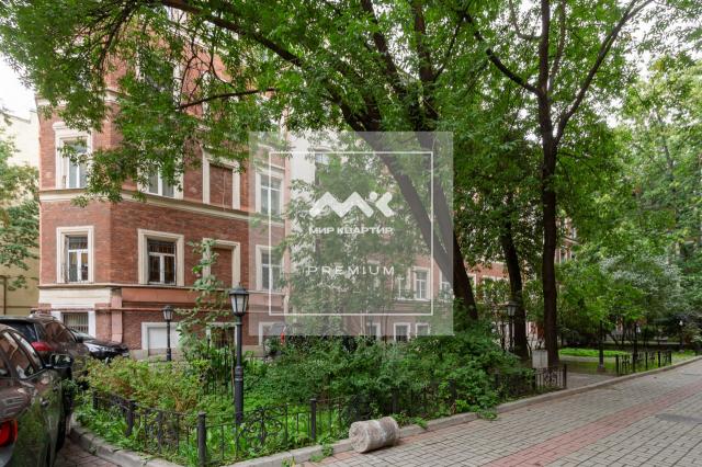 Невский проспект, 84-86б