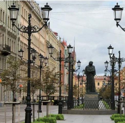 Невский пр., 22-24