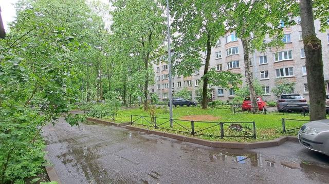 Светлановский пр., 9