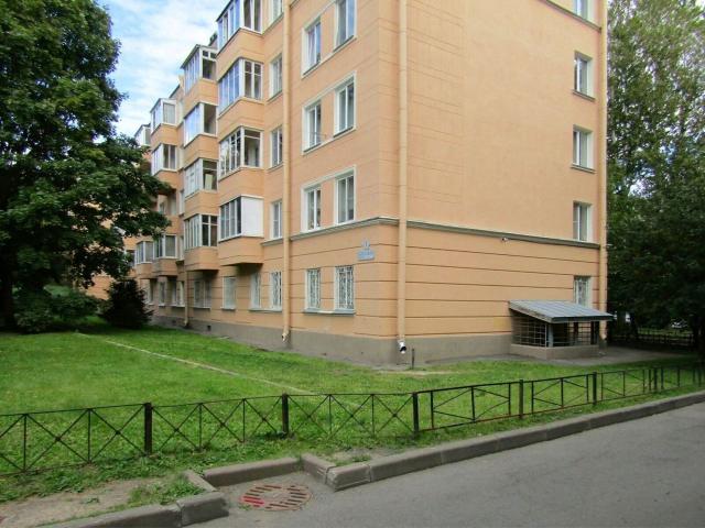 Карельский пер., 3