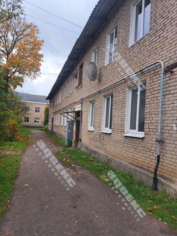 Ленинградская область, Волосово г., Советов пл., 1