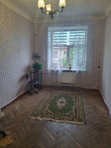 Моисеенко ул., 8-10