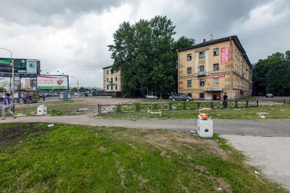 Рядовые сталинки частично расселены