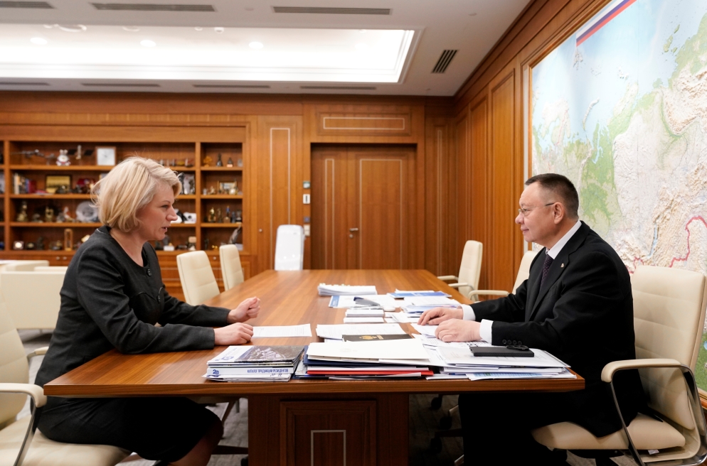 ������� ��������� �������� ������������ �������� �������� � ��������